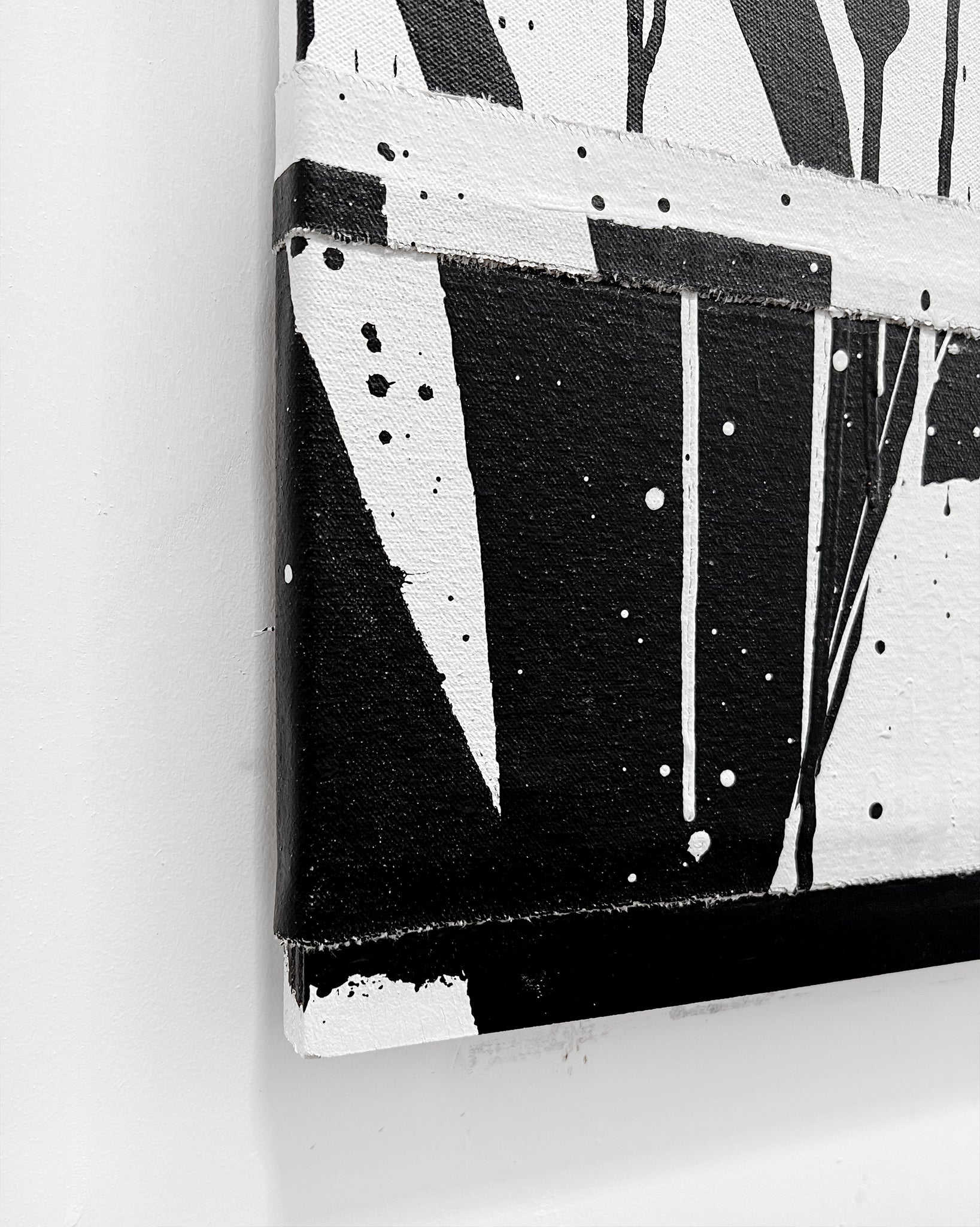 REMIX / BW 01 - 60 x 60 cm, 24 x 24 in