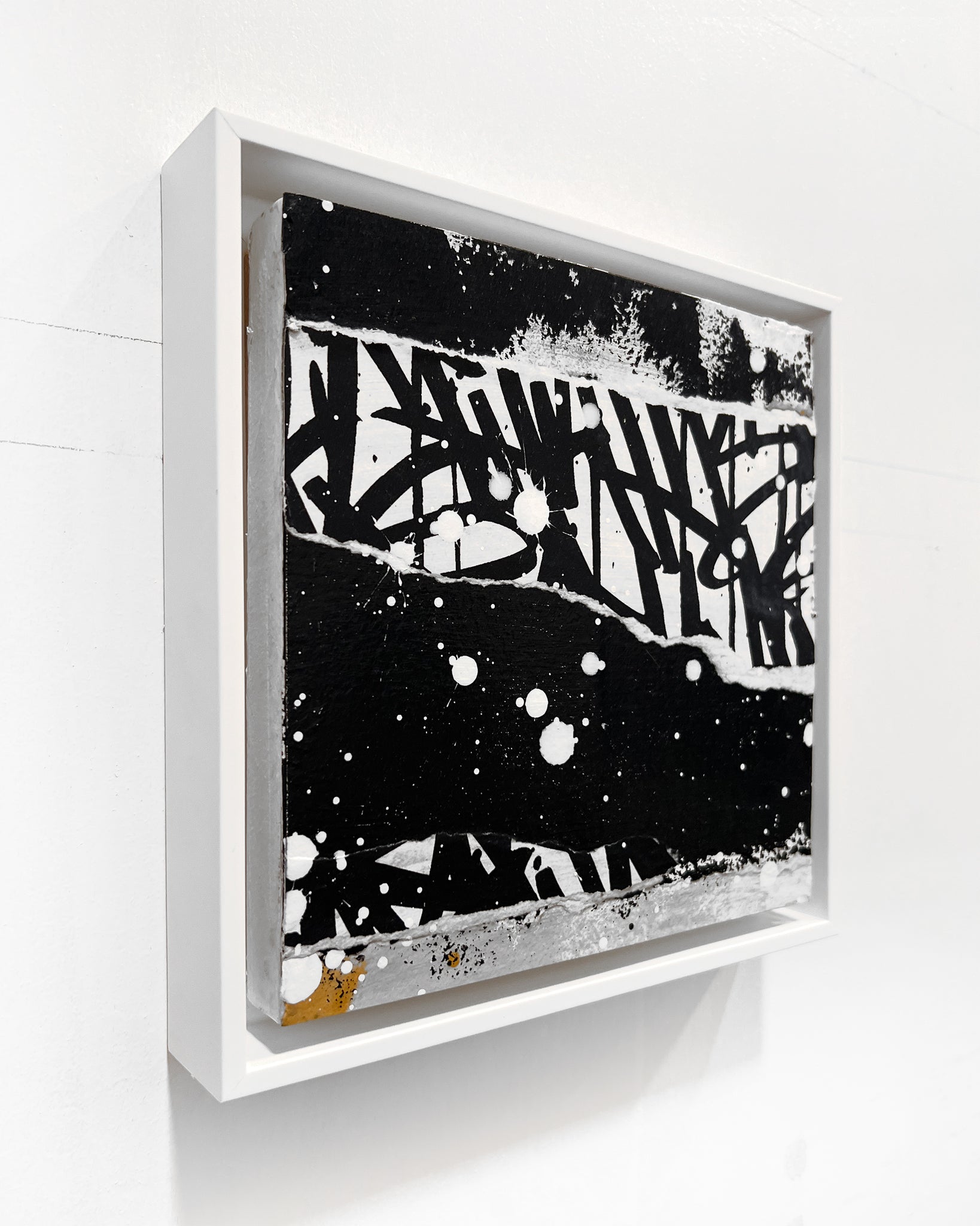 REMIX / GLD 03 - 21 x 21 cm, 8.5 x 8.5 in