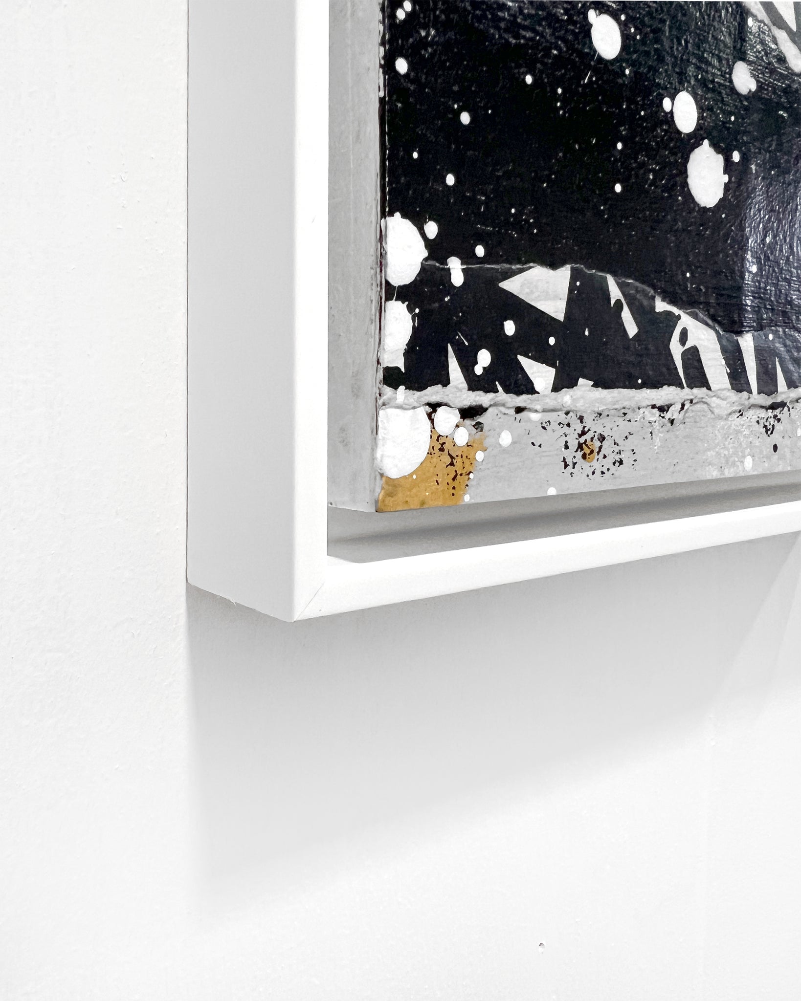 REMIX / GLD 03 - 21 x 21 cm, 8.5 x 8.5 in